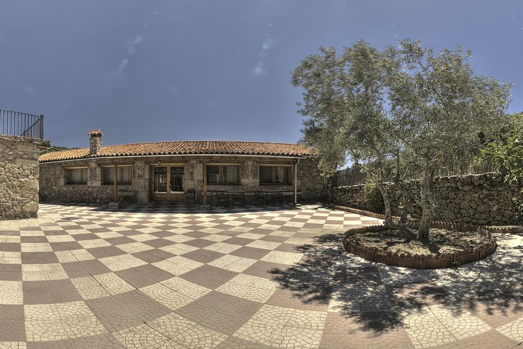 Albergue El Solitario Banos De Montemayor Esterno foto